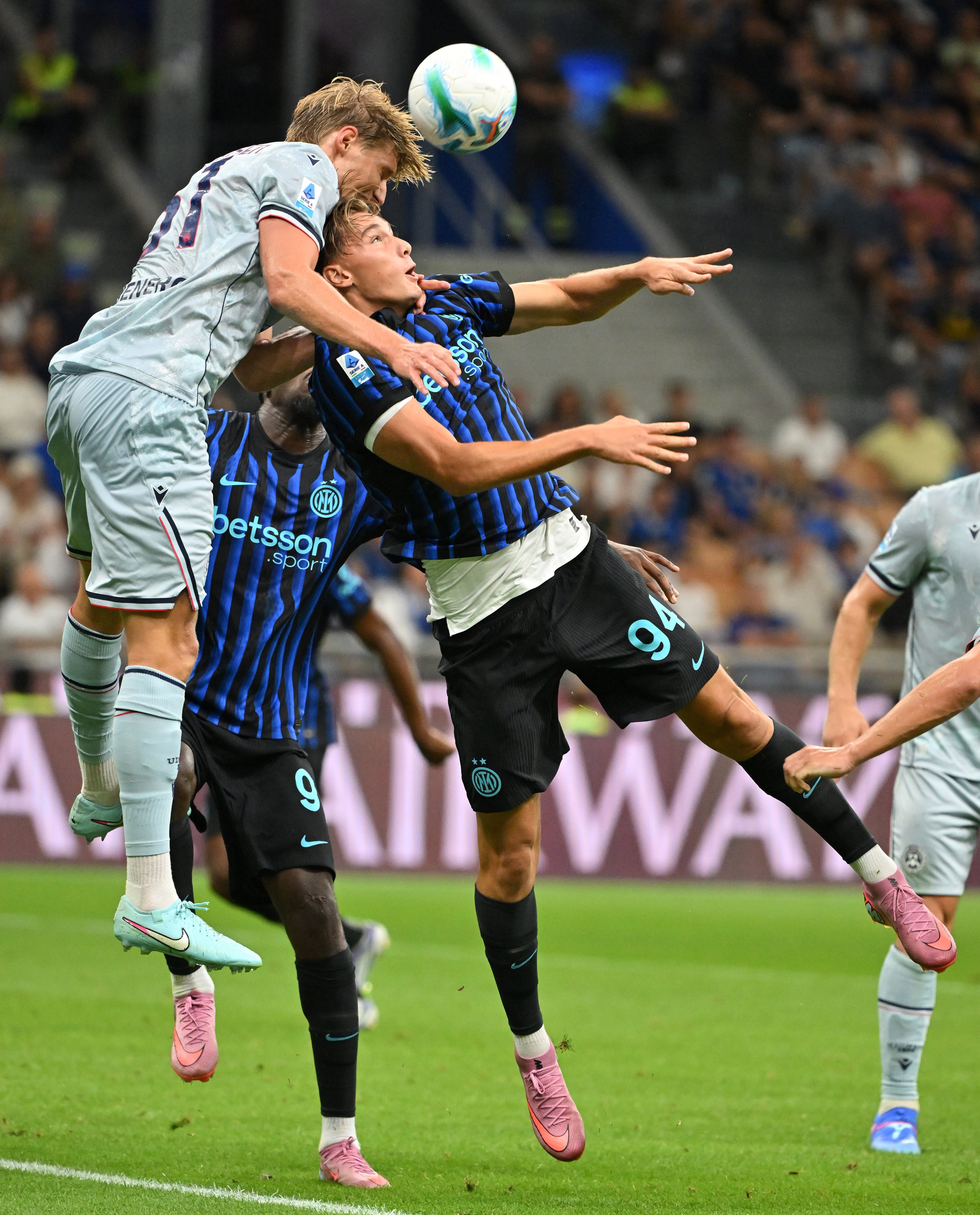 意甲比赛强势开拓新格局，球迷趋之若鹜(意甲球迷排名)